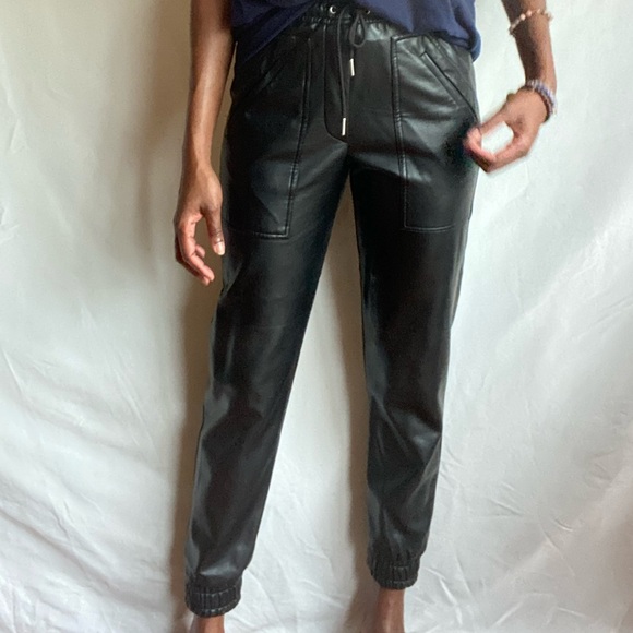 French connection vegan Leather jogging pants - Picture 7 of 8